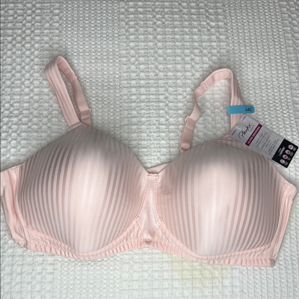 NWT Playtex Secrets All Over Smoothing Wirefree 4 Way Support Women's Bra